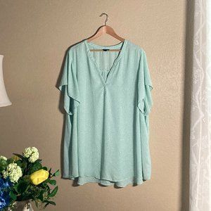 Torrid Seafoam Green Brush Dot Split Neck Top (Size 5)
